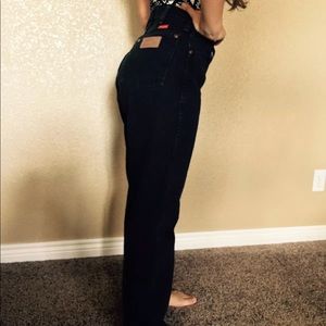wrangler mom  jeans #18MWZLB 5x36 black